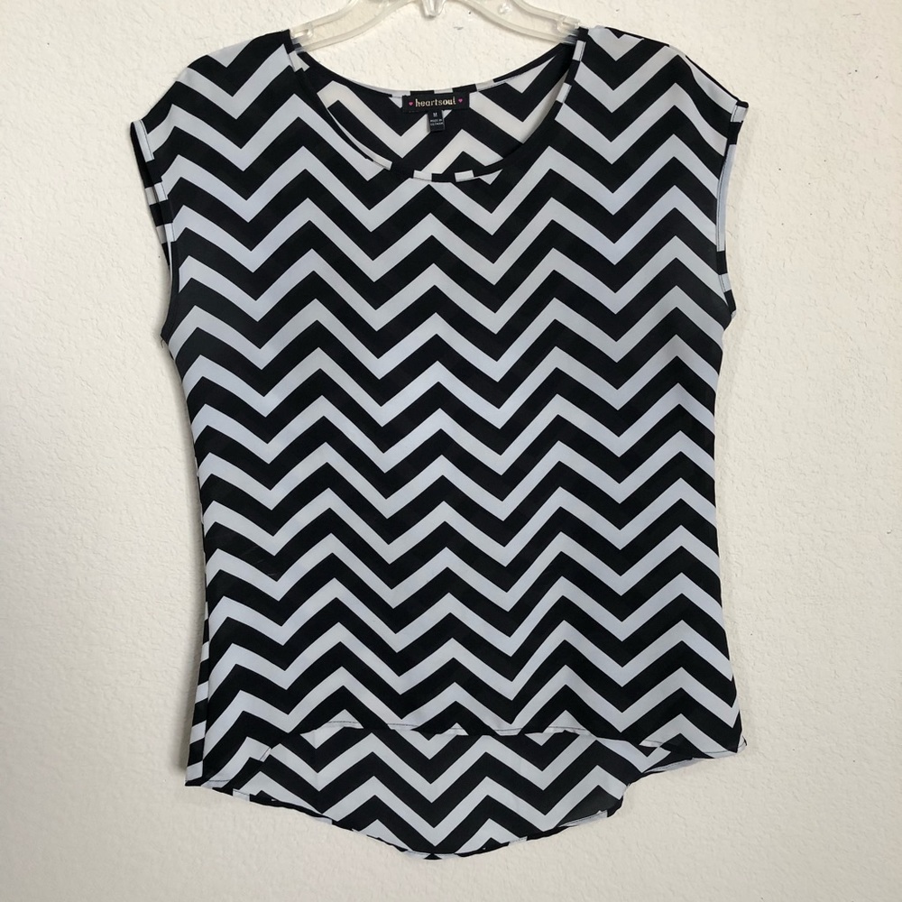 HeartSoul Black & White Chevron Sleeveless Blouse